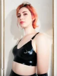 Latex bra with adjustable straps in any colour