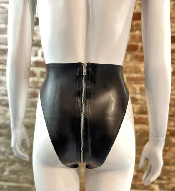 Dominique latex knickers