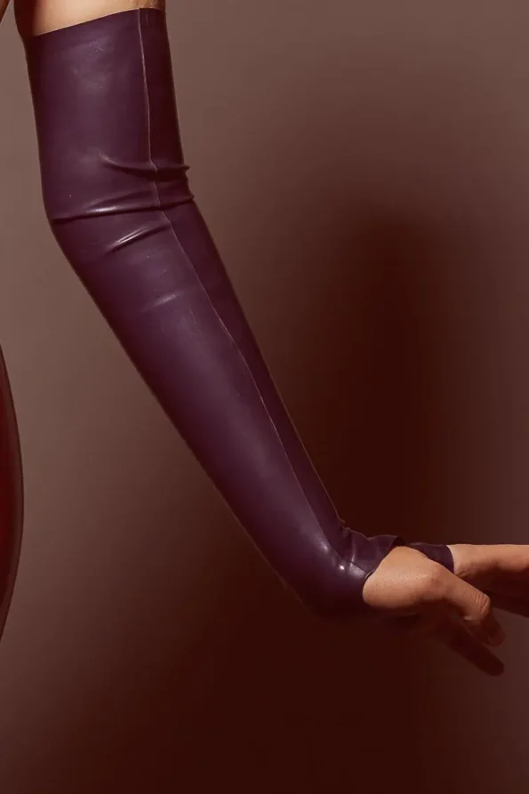 Latex Opera Sleeves